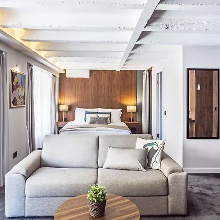 Nomad Luxury بيت ضيافة بلغراد