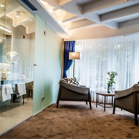 Nomad Luxury Πανσιόν Βελιγράδι