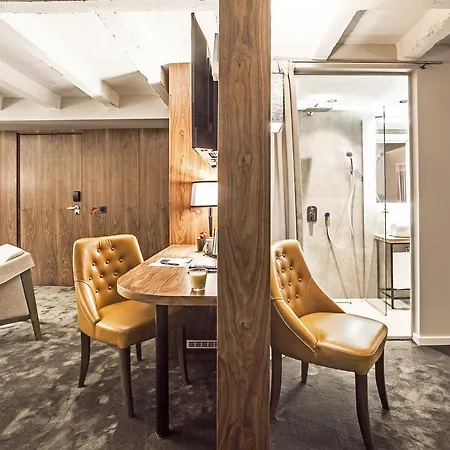 Guest house Nomad Luxury Belgrade