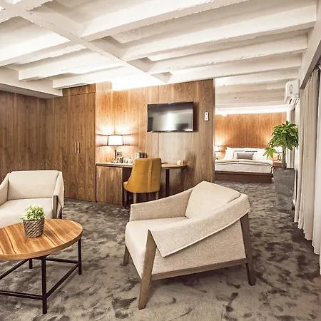 诺曼豪华套房旅馆 招待所