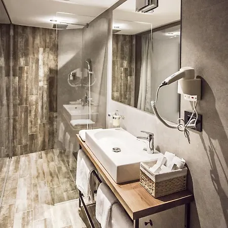 Guest house Nomad Luxury Belgrade