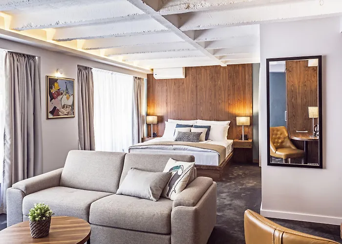 Pensión Nomad Luxury