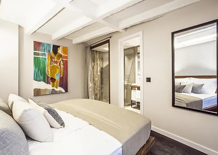 Nomad Luxury 4* Belgrado